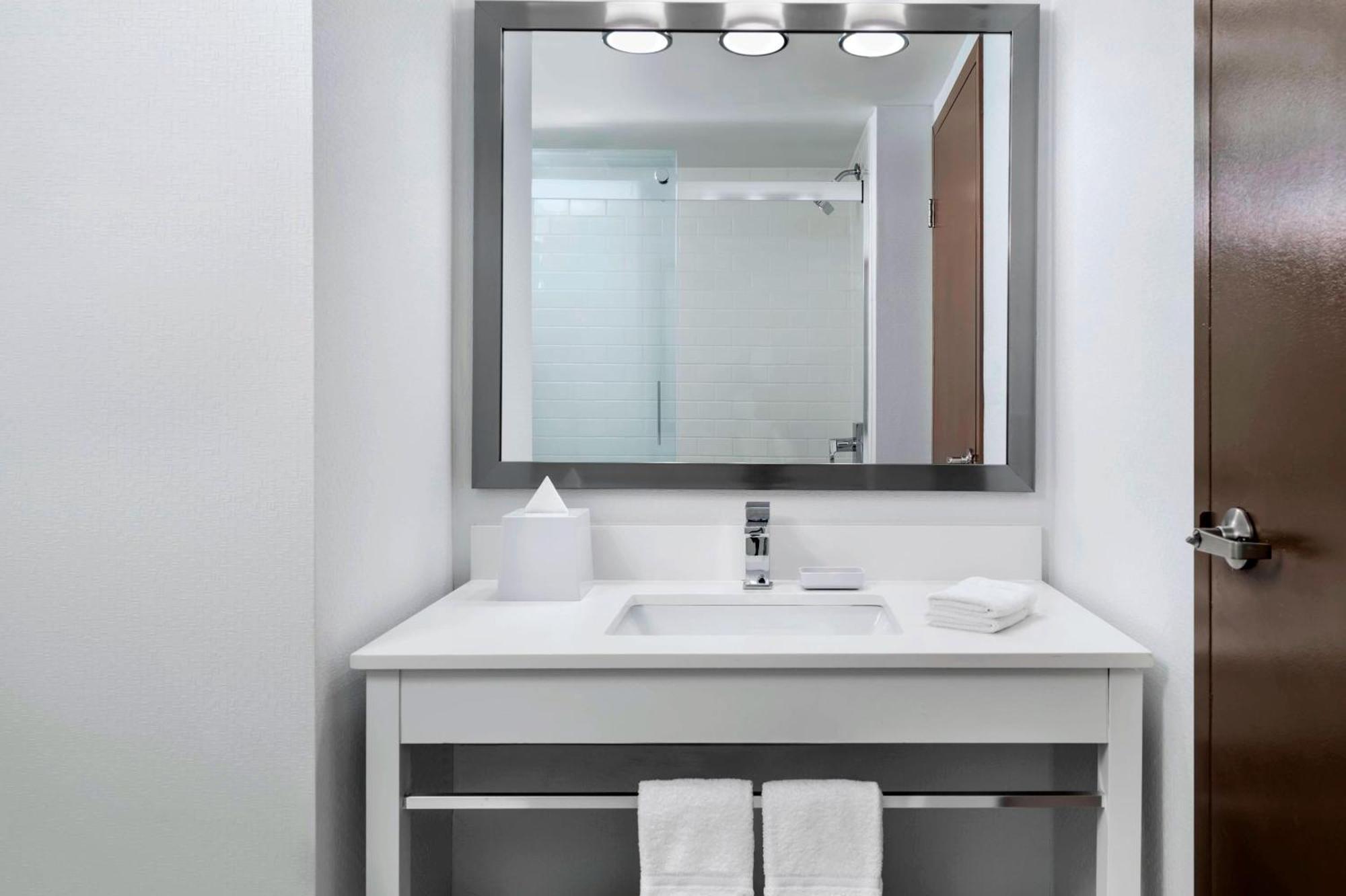 Four Points By Sheraton Barrie Luaran gambar